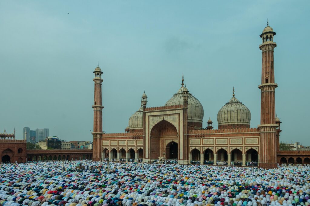 Islamic Discipline in Prayer